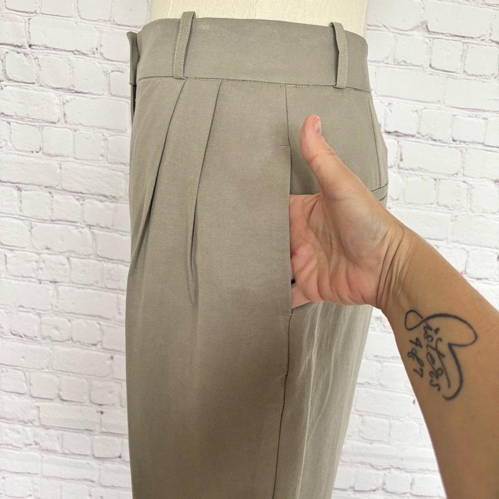 ZARA High Waisted Pleated Carrot Leg Cropped Trousers--NWT--S - Picture 10 of 16